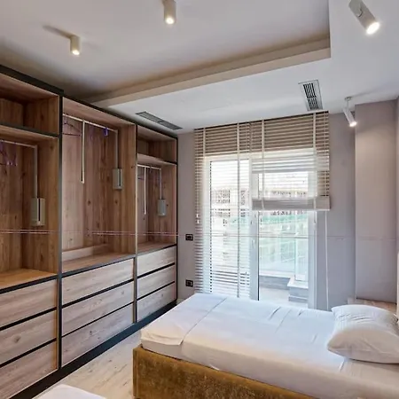 Luxurious Central * Tirana